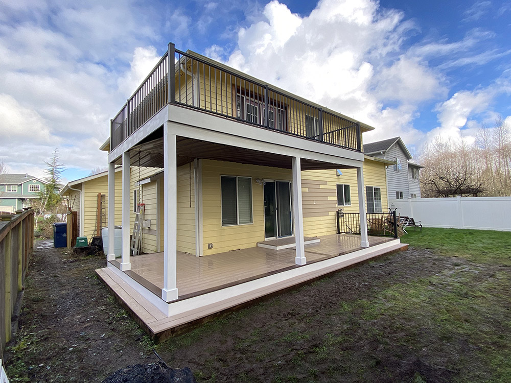 Timeless Construction, deck & siding project, marysville